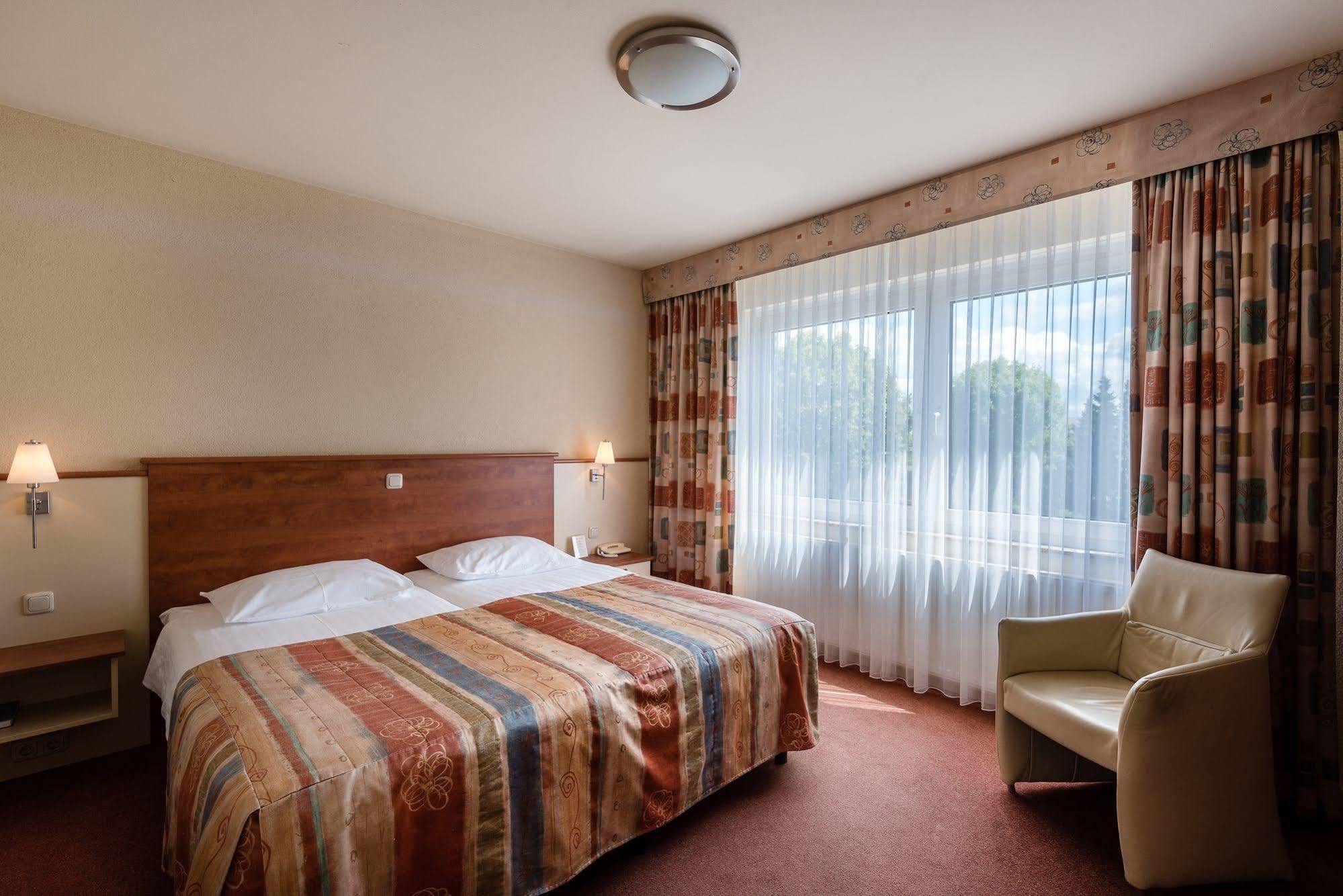 Hotel Berghoeve Эпен Экстерьер фото
